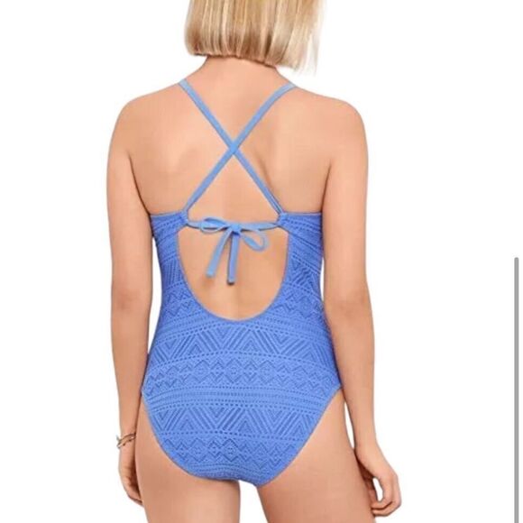 Salt + Cove Juniors' Crochet One-Piece Swimsuit in Blue. Size Small. NWT! - Picture 3 of 11
